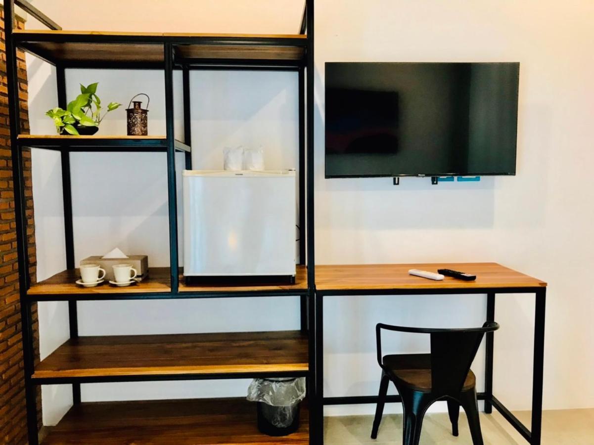 Loft 202 Hotel 방콕 외부 사진