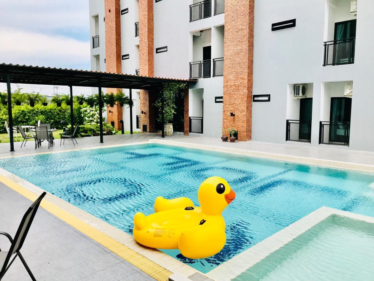 Loft 202 Hotel 방콕 외부 사진